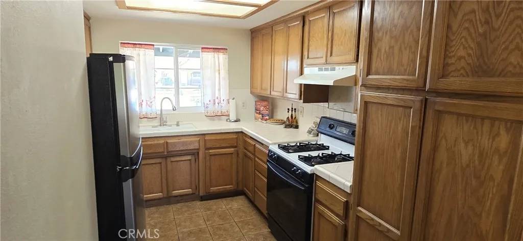 Lompoc, CA 93436,1479 Calle Segunda