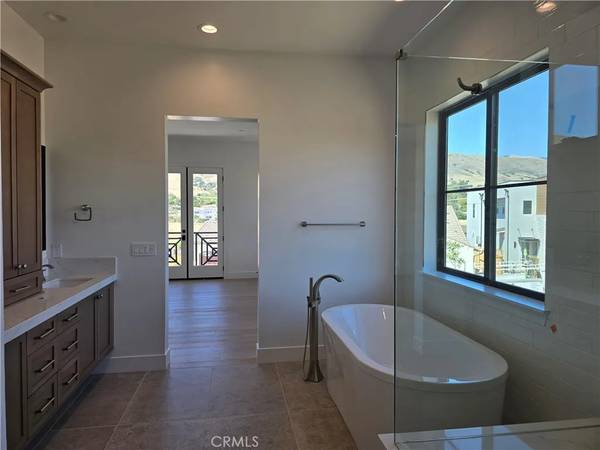 San Luis Obispo, CA 93401,1463 Hansen Lane