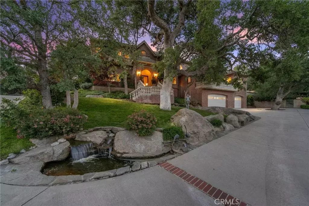 Tehachapi, CA 93561,24120 Martingale Way