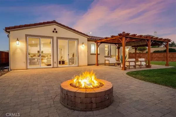 Santa Maria, CA 93455,5813 Foxglove Court