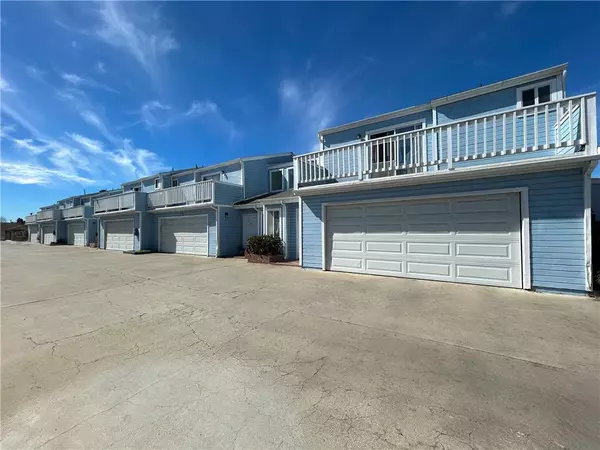 435 E Newlove Drive, Santa Maria, CA 93454