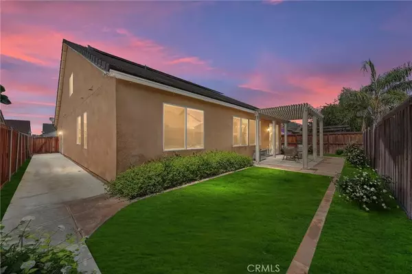 Bakersfield, CA 93311,10413 Sirretta Peak Place