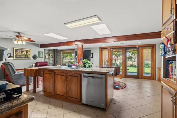 Bakersfield, CA 93309,704 River Oaks Drive