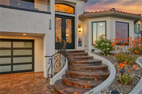 Pismo Beach, CA 93449,128 Florin Street