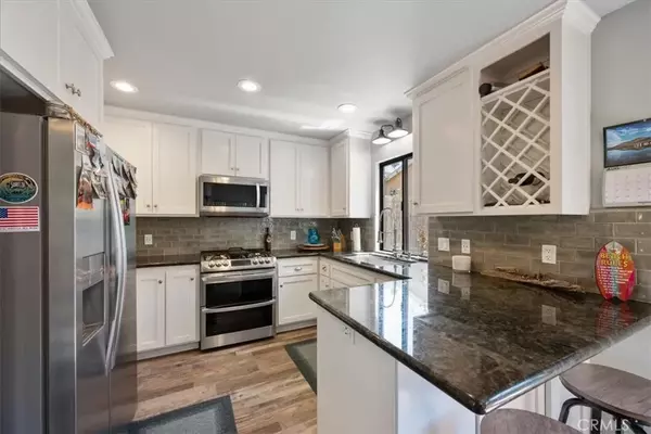 676 N 12th Street #6, Grover Beach, CA 93433