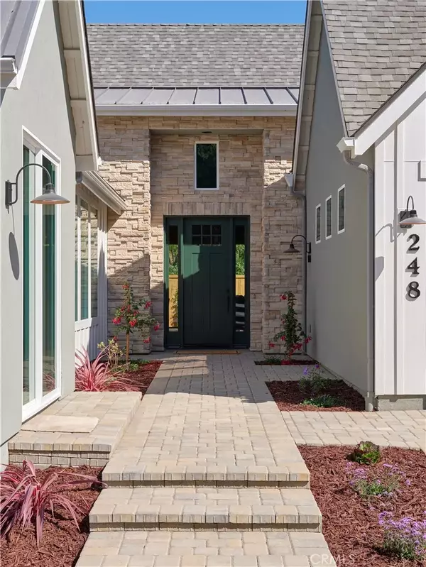 Arroyo Grande, CA 93420,248 Cobble Creek Way