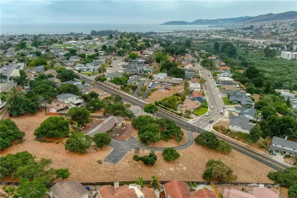 Grover Beach, CA 93433,910 N 12th Street