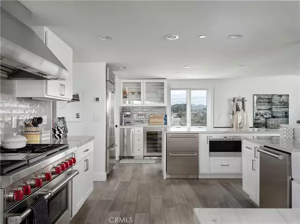 Oceano, CA 93445,311 Juanita