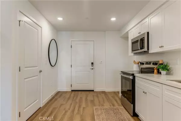 San Luis Obispo, CA 93401,3802 Ranch House Road #201