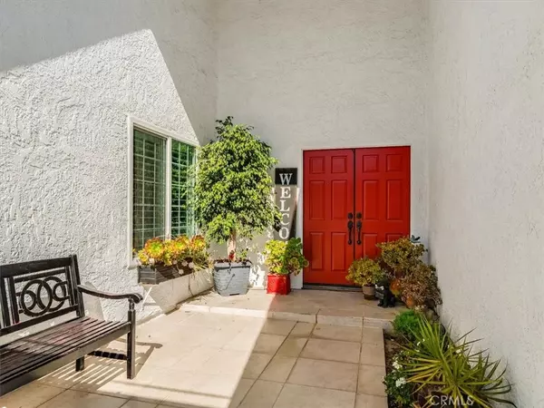 Santa Maria, CA 93455,315 Larkspur