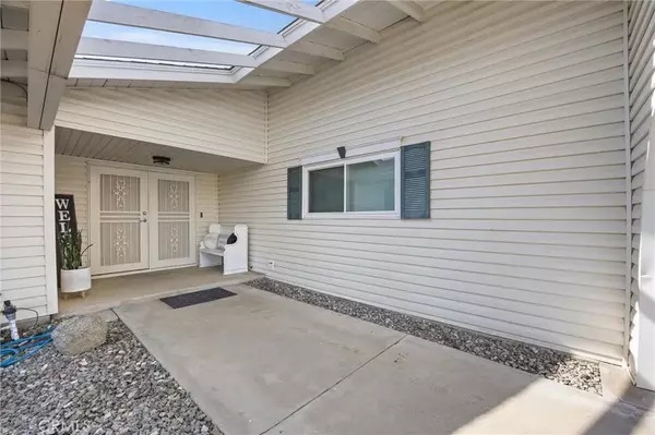 Bakersfield, CA 93309,5005 Surrey Lane