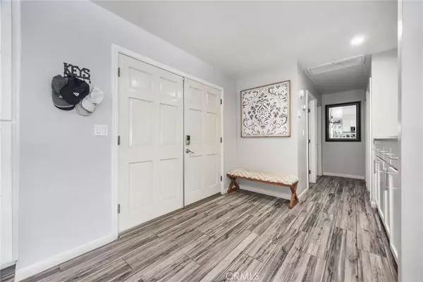 Bakersfield, CA 93309,5005 Surrey Lane