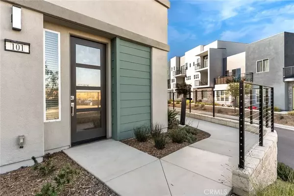 27410 N Merlin Place #101, Valencia, CA 91381