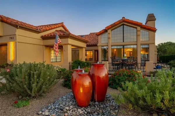 Arroyo Grande, CA 93420,703 Avenida De Diamante