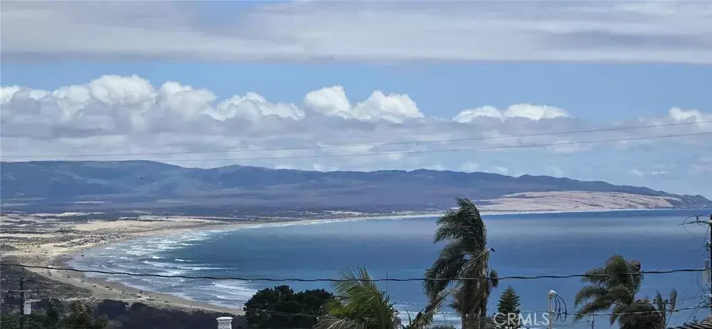 Pismo Beach, CA 93449,960 Tulare