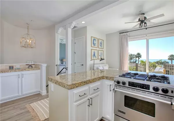 Pismo Beach, CA 93449,1895 Barcelona