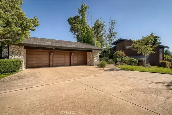 El Cajon, CA 92019,1305 Vista Sierra Drive