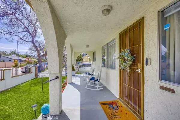 Santa Ana, CA 92703,1127 W. Myrtle St.