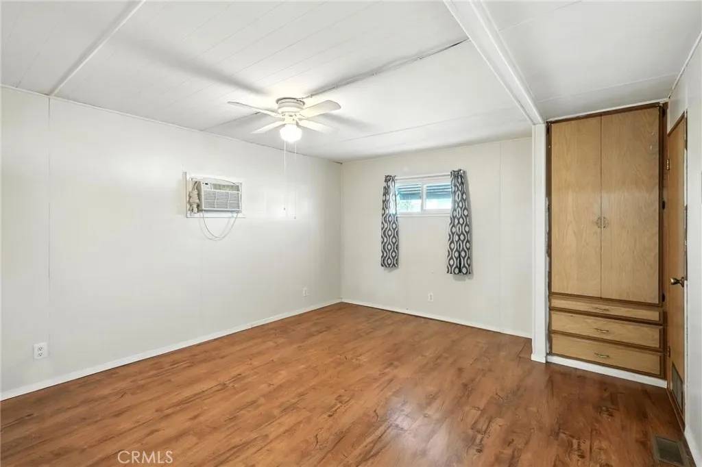 La Verne, CA 91750,2755 Arrow #19