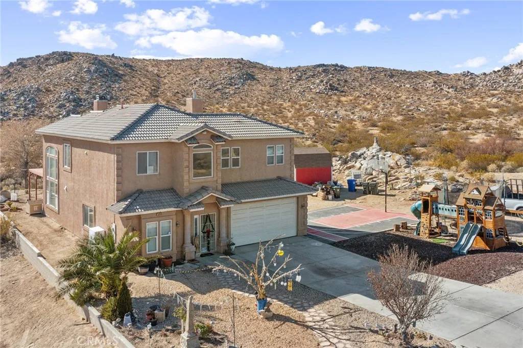 15990 Tinta Road, Apple Valley, CA 92307