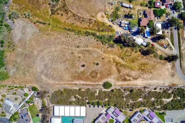 Vista, CA 92081,0 Hedionda