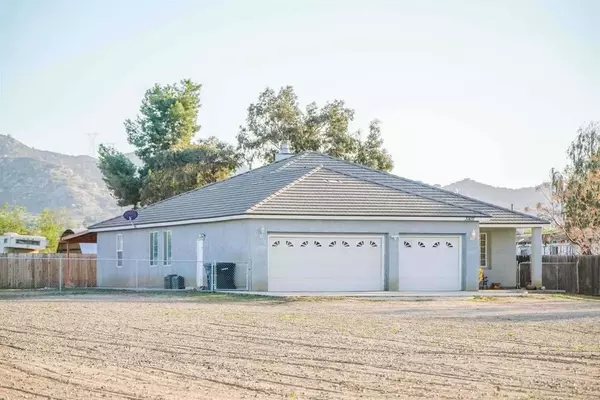 31437 Meadow Blossom Rd, Nuevo/lakeview, CA 92567