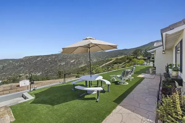 Alpine, CA 91901,2677 Starkey Way