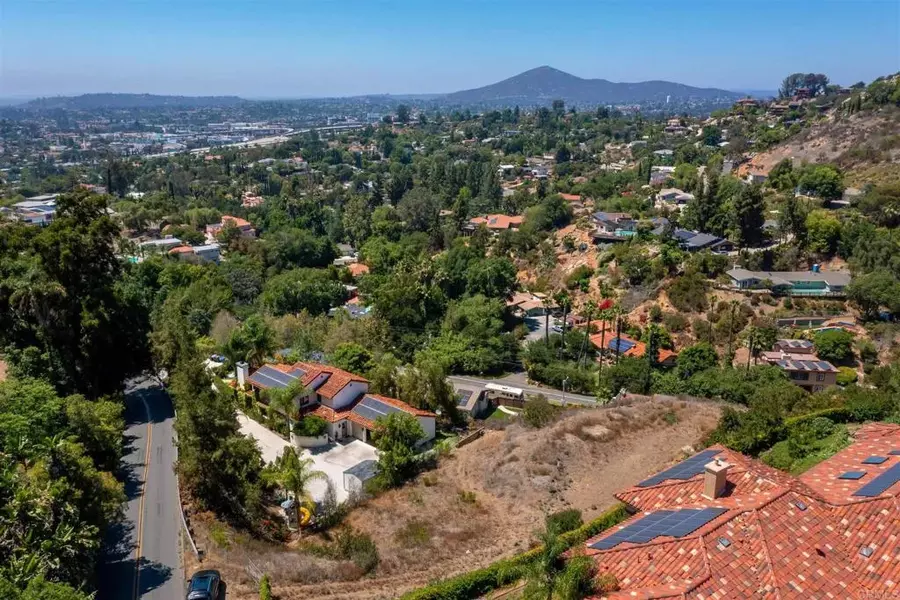 9570 ALTO DR, La Mesa, CA 91941