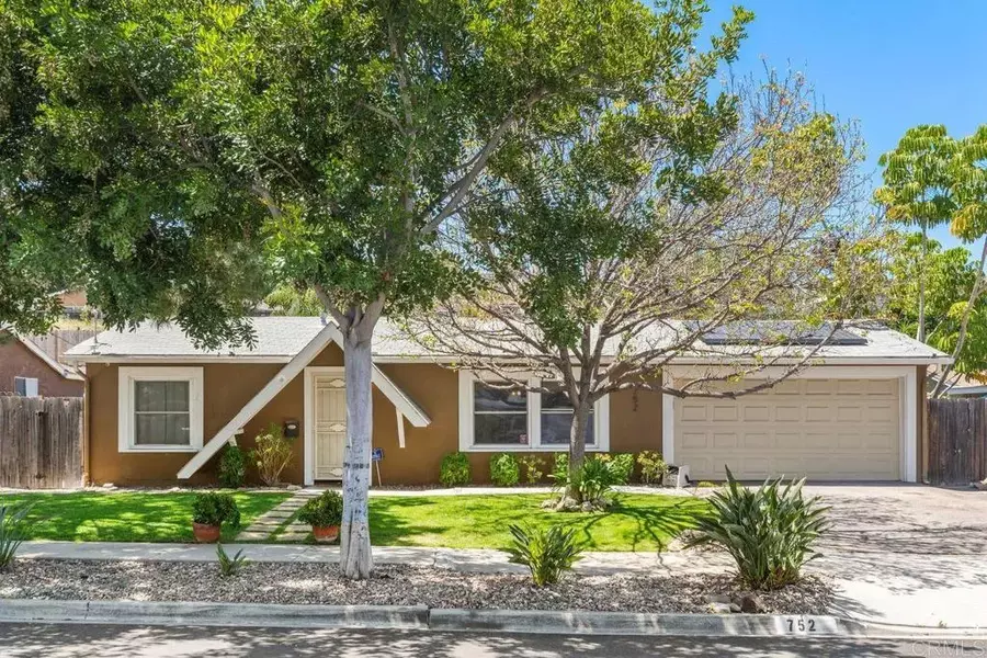 752 Osage Street, Spring Valley, CA 91977