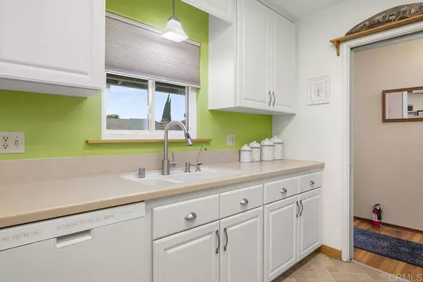 Chula Vista, CA 91910,377 ALPINE AVE