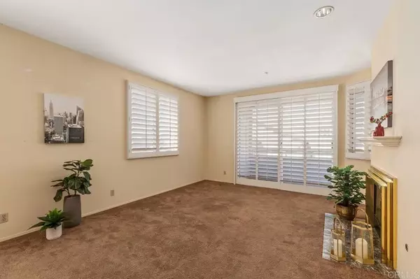 La Mesa, CA 91942,4701 Date Ave. #307