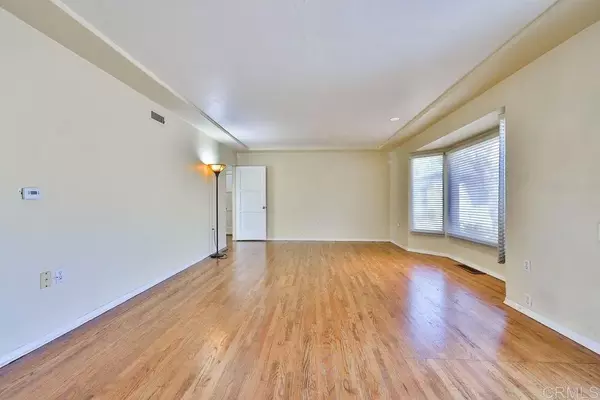 La Mesa, CA 91941,8651 Larsen Way