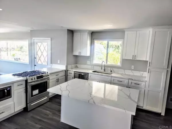 9500 Harritt Rd #186, Lakeside, CA 92040