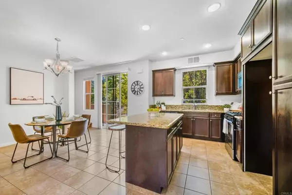 Chula Vista, CA 91913,1883 1883 Aquamarine Ct Unit 9