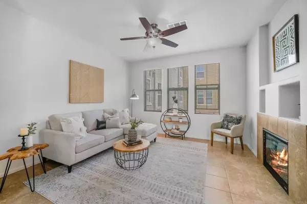 Chula Vista, CA 91913,1883 1883 Aquamarine Ct Unit 9