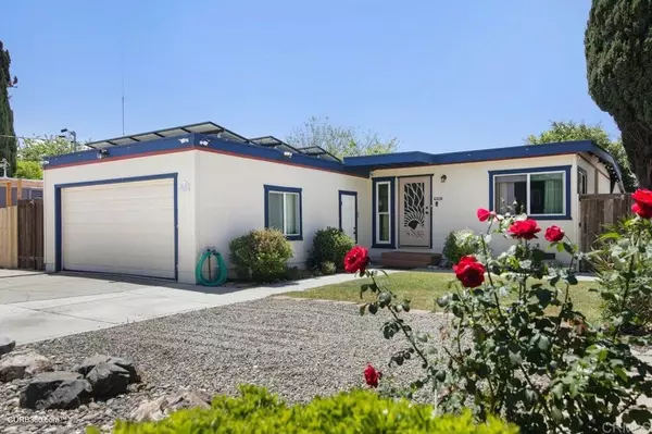 9809 Saint George Street, Spring Valley, CA 91977