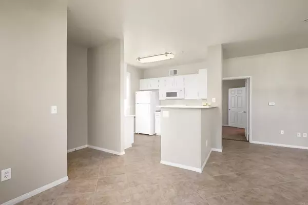 Chula Vista, CA 91913,1441 SANTA LUCIA RD UNIT 1012