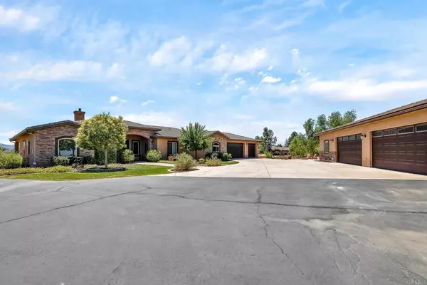 1353 Alpine Oaks, Alpine, CA 91901