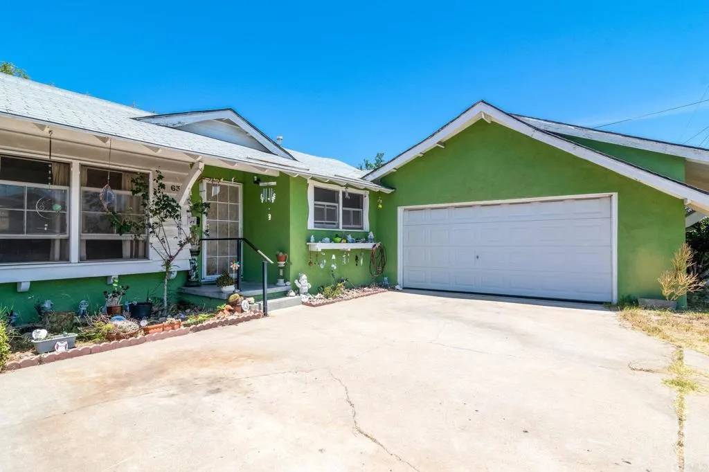 San Diego, CA 92139,6352 Clyde Avenue