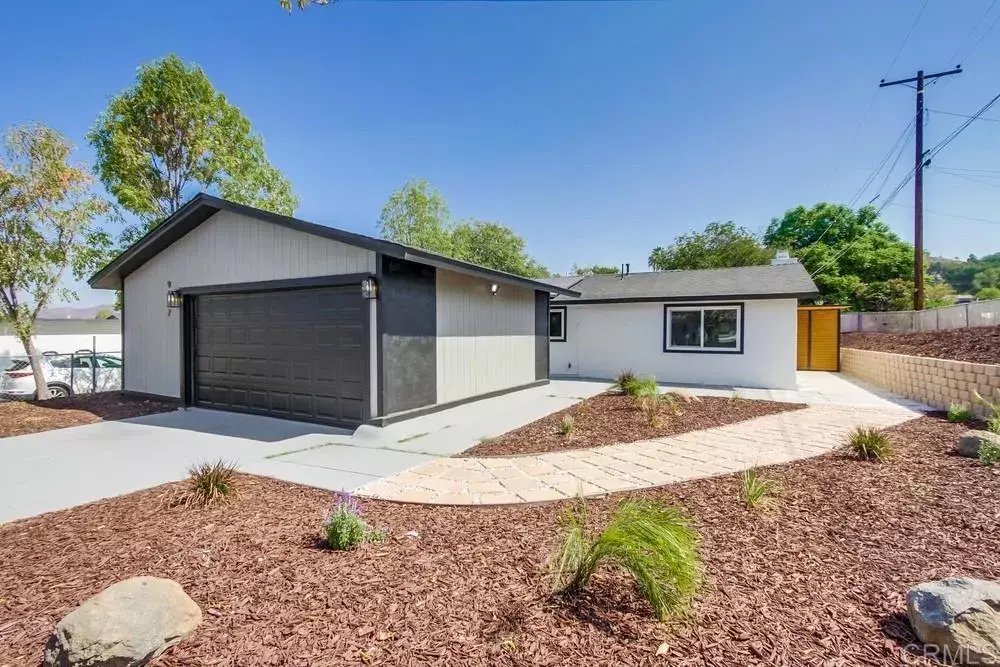 Santee, CA 92071,9177 Bloomdale Street