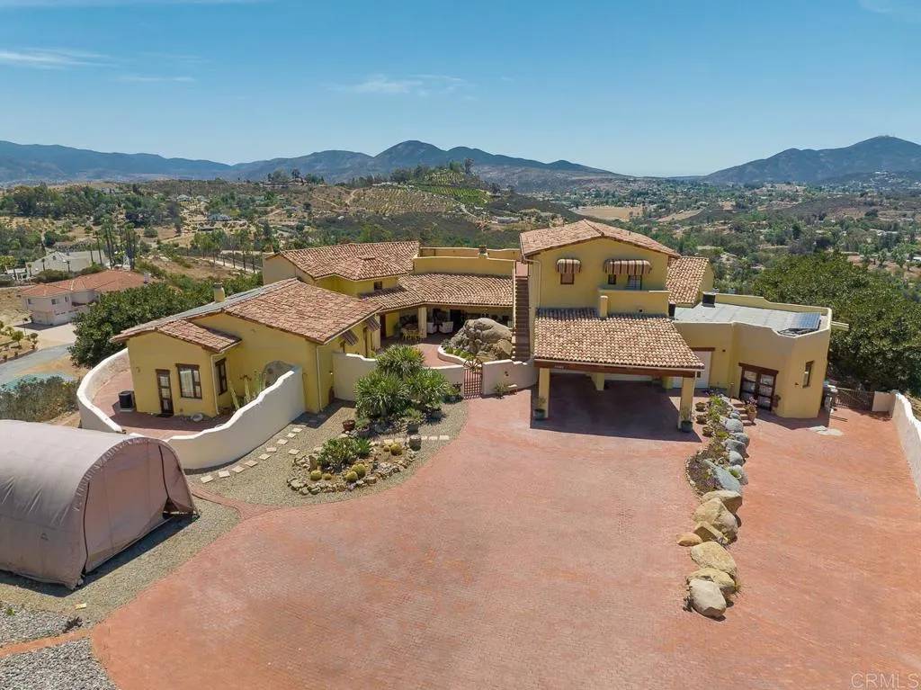 Jamul, CA 91935,14695 Chaparral Slope Road