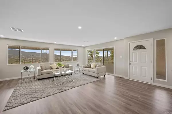 9500 Harritt Rd #182, Lakeside, CA 92040