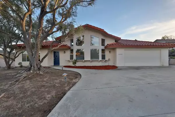 15253 Moonglow Drive, Ramona, CA 92065