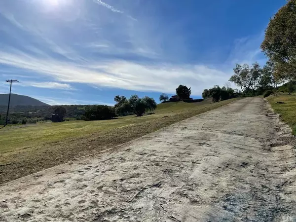 Dulzura, CA 91917,1370 Marron Valley Rd