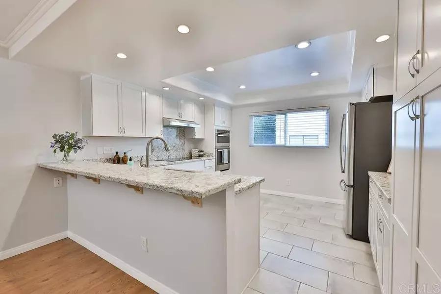 6840 Caminito Del Greco, San Diego, CA 92120
