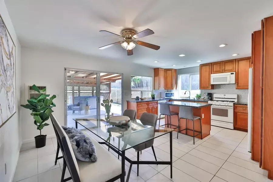 409 Phire Pl, Spring Valley, CA 91977