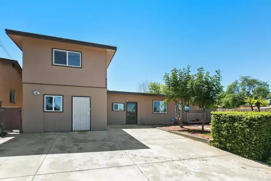 712 G St, Ramona, CA 92065