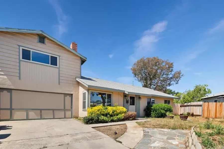 13840 Vista Ricardo, El Cajon, CA 92021