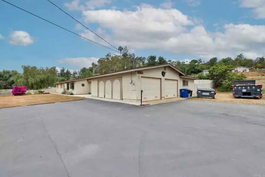 11530 Posthill Place, Lakeside, CA 92040
