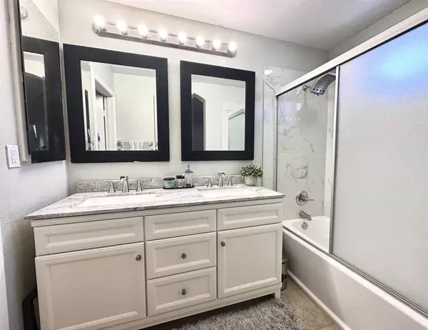 Chula Vista, CA 91913,1307 Haglar Way #2